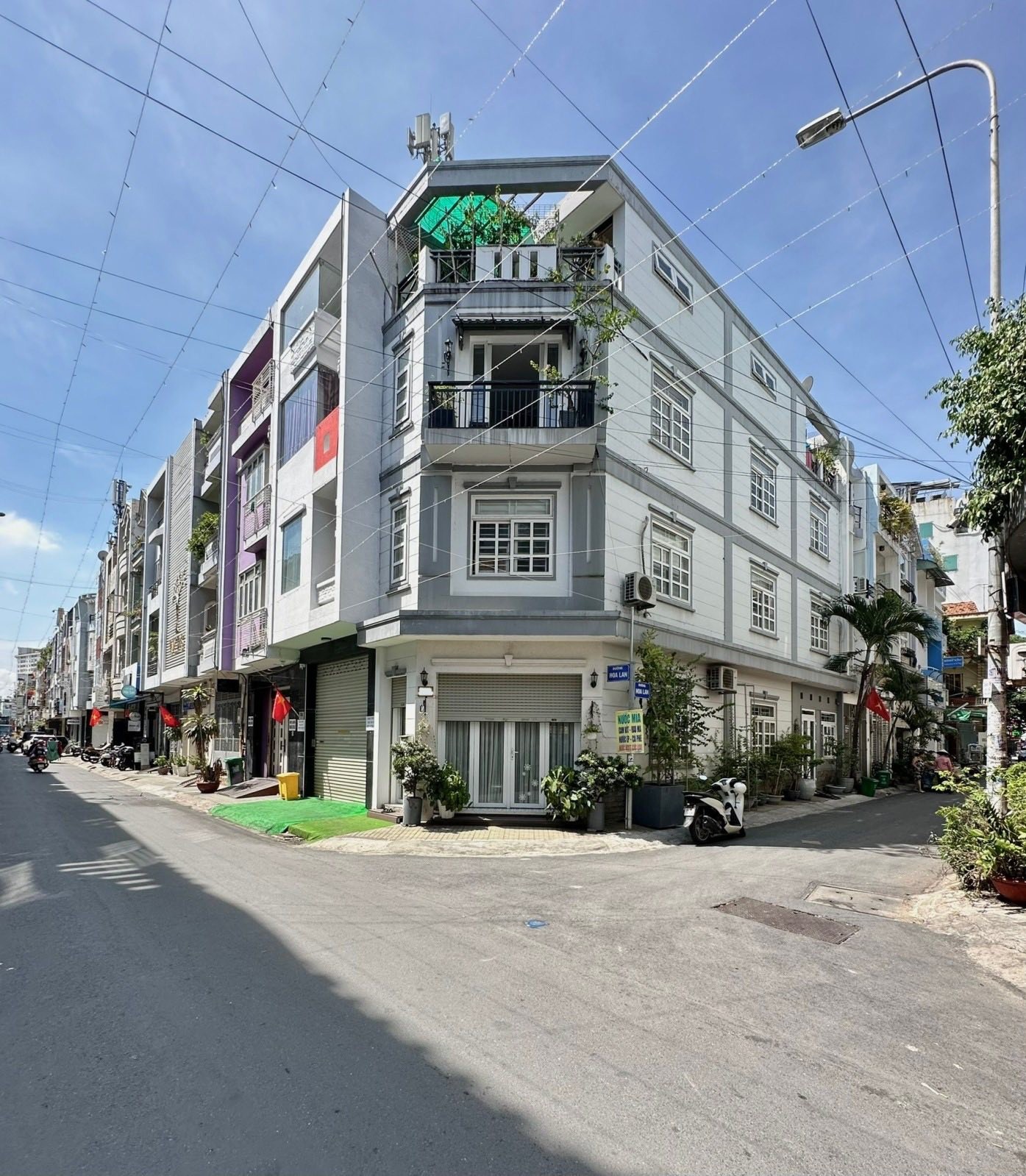 MẶT TIỀN HOA LAN, P2, PHÚ NHUẬN - LÔ GÓC 2 MẶT TIỀN VIP - 4 TẦNG - 32.5 TỶ - Ảnh chính