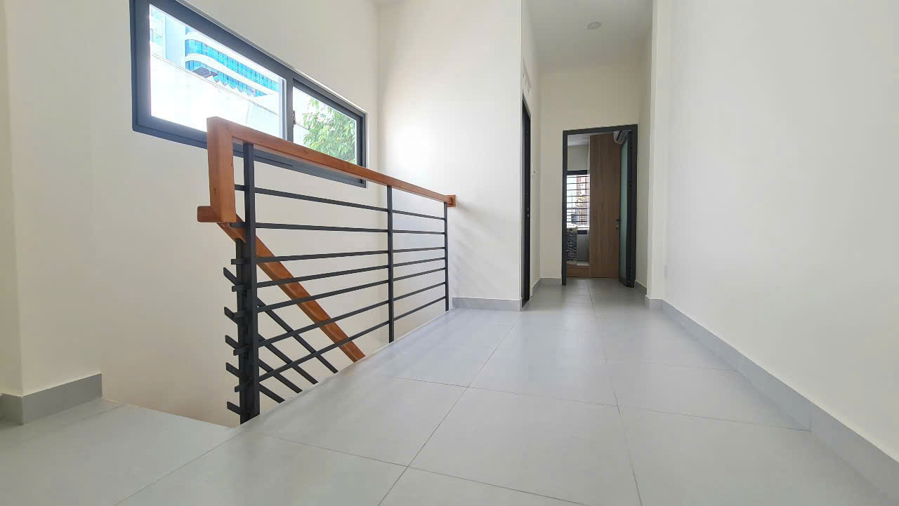 Bán nhà đẹp hẻm phố Tây Nguyễn Thiện Thuật Diện tích: 35m2, bán: 4.8 tỷ  Liên hệ: Bích - Ảnh chính
