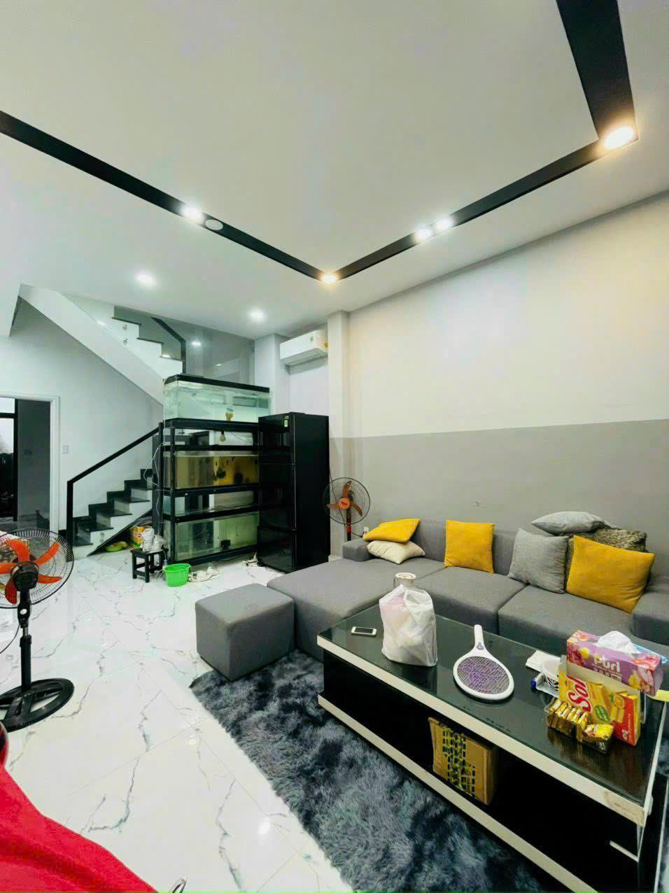 Bán nhà hẻm thông trung tâm Phú Nhuận, DT 55m2, 2 tầng, 3 PN, giá 7.3 tỷ có thương lượng - Ảnh chính