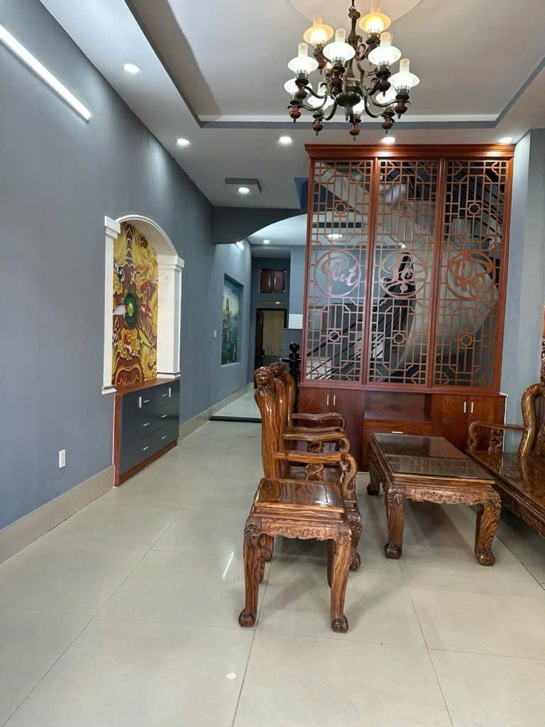 💥NHÀ ĐẸP - HẺM XE HƠI - GẦN CHỢ CÂY SỘP - CHỈ CÒN 5.5 TỶ  DT: 94.4m2  2 tầng  4PN  3WC - Ảnh 1