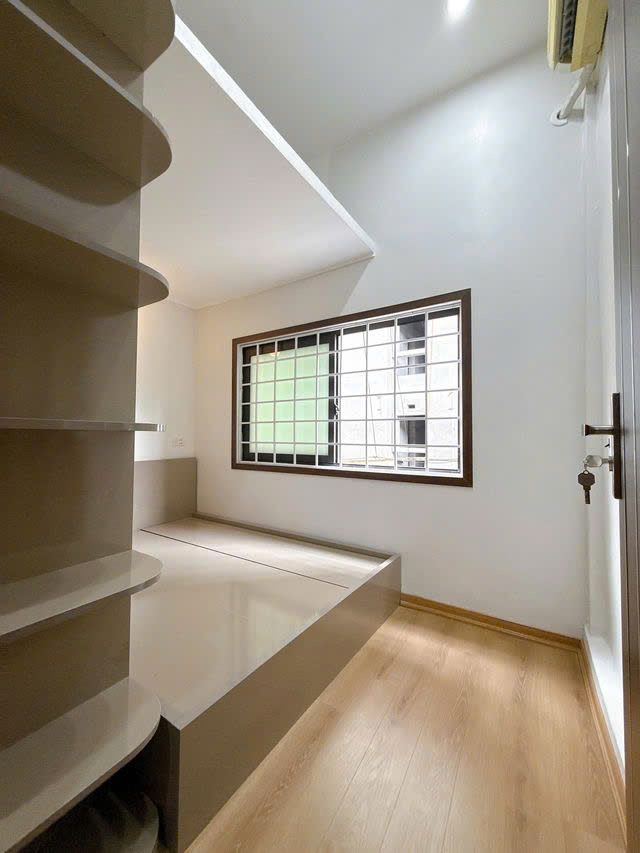 Bán căn hộ tập thể tầng 3, Trần Cung, 60m2, 3 ngủ, căn góc, ô tô vào được, 3 tỷ 100 - Ảnh 1