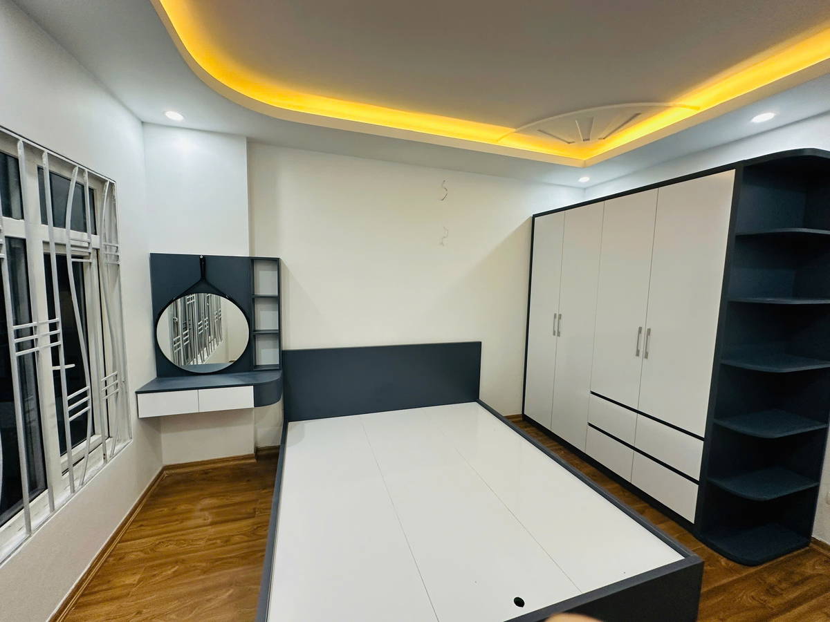 LÔ GÓC 2 THOÁNG , BA GÁC ĐỖ CỬA , 60M RA Ô TÔ TRÁNH, GẦN HỒ ĐIỀU HÒA . - Ảnh 2