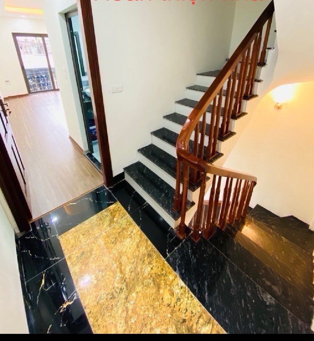 Bán nhà Ngọc Trục, Vị trí cực đẹp, 33m2, 5.9 tỷ - Ảnh 1