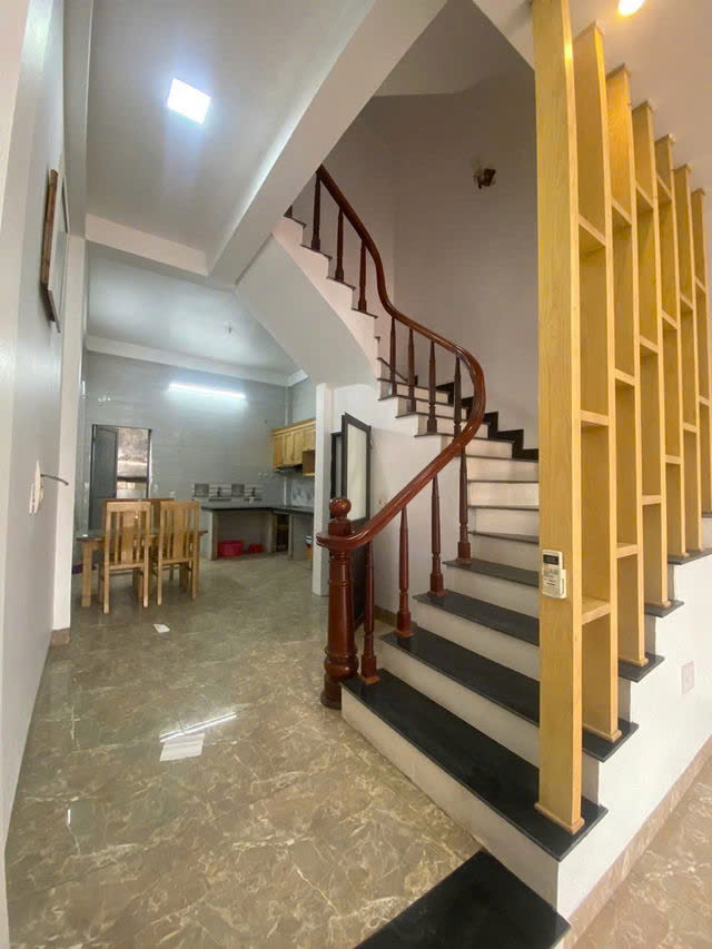 NHÀ MỚI FULL NỘI THẤT MẶT PHỐ Hồng Tiến 41m2 X 4 tầng,mặt tiền 3.6m, 14.99 tỷ Long Biên. - Ảnh 2
