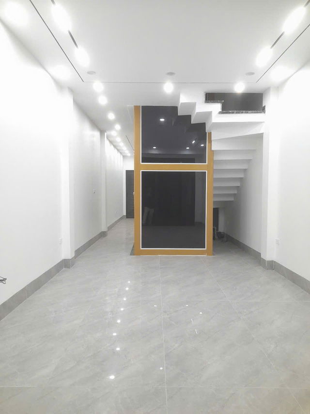 BÁN NHÀ MỚI ĐẸP Ô TÔ QUA VÀO NHÀ Phố Chu Huy Mân 70 M2,X  5 tầng,mặt tiền 3.5m, 12.3 tỷ Long Biên. - Ảnh 4