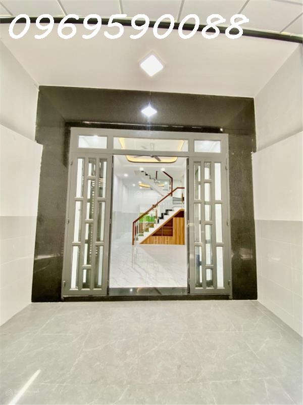 Bán nhà gấp nhà Hoà Bình Tân Phú 58.2m² 3T 4PN, 3WC chỉ 5tỷx - Ảnh 1