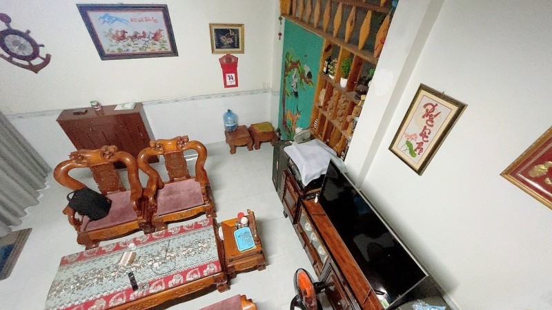 Bán nhà 3 tầng, 89m², 7.9 tỷ, Q.9, đường Đình Phong Phú - Ảnh 1