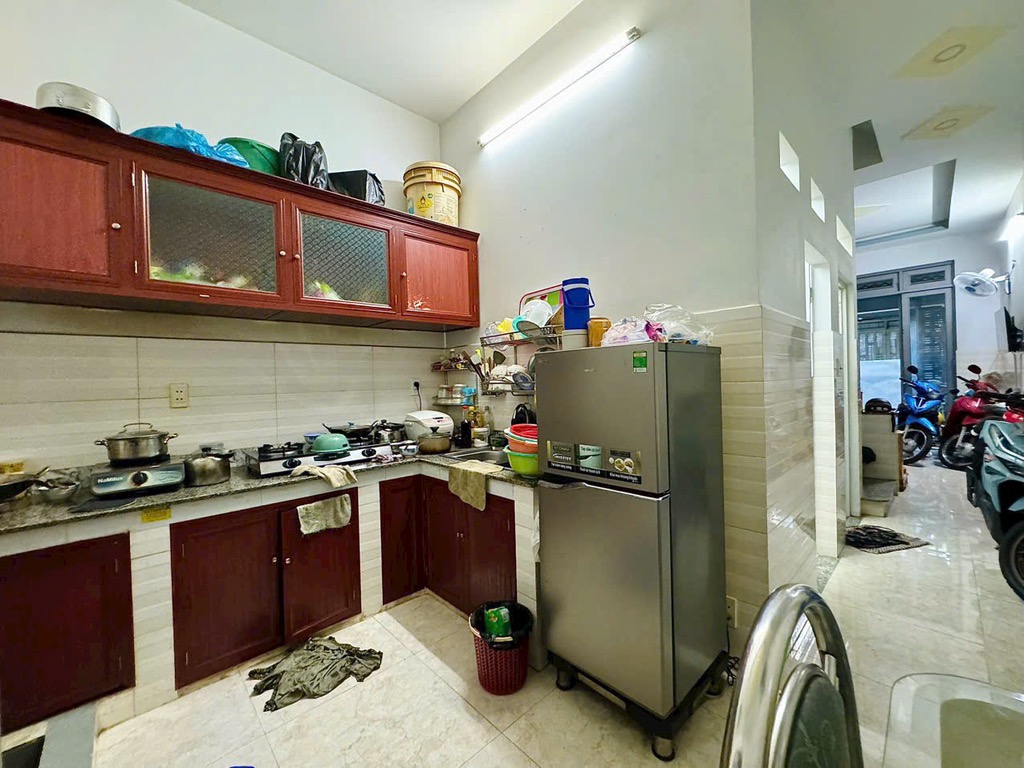 NHÀ B.ÁN QUANG TRUNG GV - SÁT NGÃ 4 VỚI PHAN HUY ÍCH & ST EMART2 - DT 50M² - 4 TẦNG CHỈ NHỈNH 5 TỶ - Ảnh 4