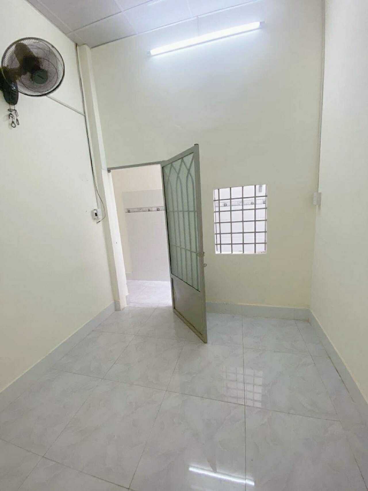 Nhà cấp 4 — 44m2 (3,9*12) Trung Mỹ Tây 13 Q12 , hẻm 3,5m , thu nhập 5tr,th - 3 tỷ nhỉnh 0932030061 - Ảnh 3