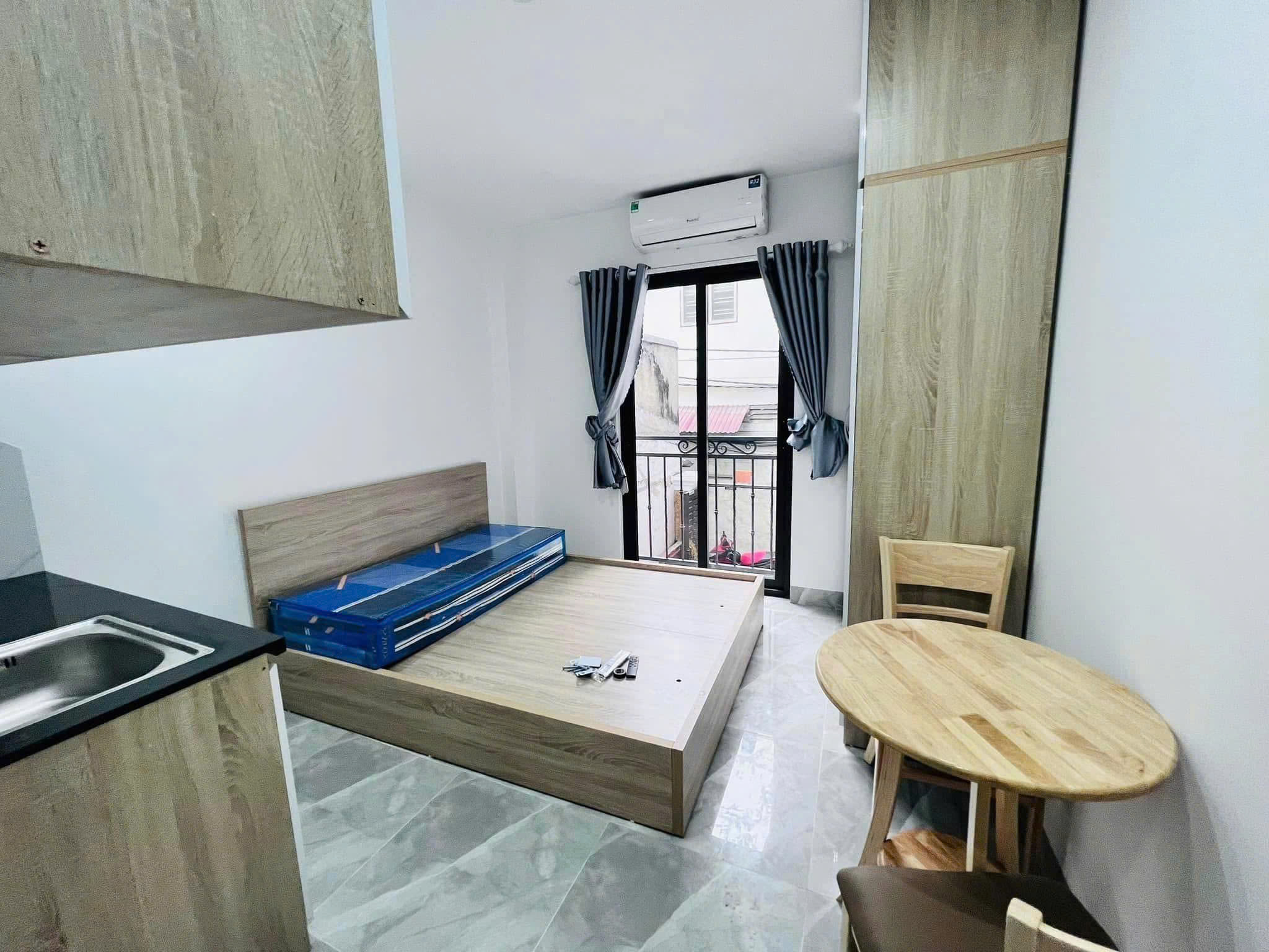 BÁN TÒA CHDV PHỐ CẦU GIẤY - 172M² x 9T THANG MÁY- 44 PHÒNG - DOANH THU 270TR/THÁNG - 43 TỶ - Ảnh 1