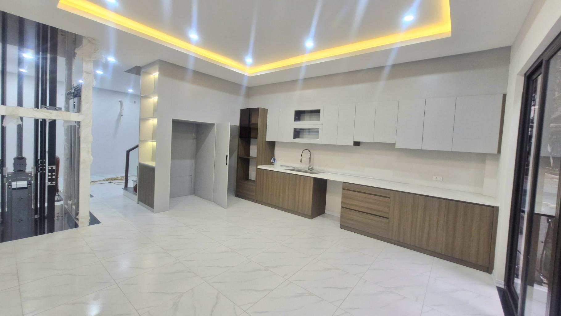 BÍ MẬT ĐẰNG SAU CÁNH CỬA NÀY – CĂN NHÀ 50M VƯƠNG THỪA VŨ CÓ THỂ THAY ĐỔI CẢ CUỘC ĐỜI CỦA BẠN - Ảnh 1