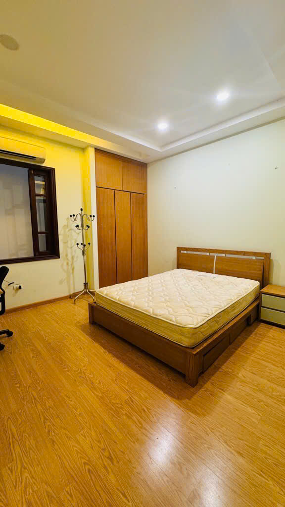 Trung Tâm Đống Đa - Phân Lô - Oto 4 Chỗ Đỗ Cửa - 10M OTo Tránh Đỗ Ngày Đêm - Ngõ Thông - Kinh Doanh - Ảnh 2