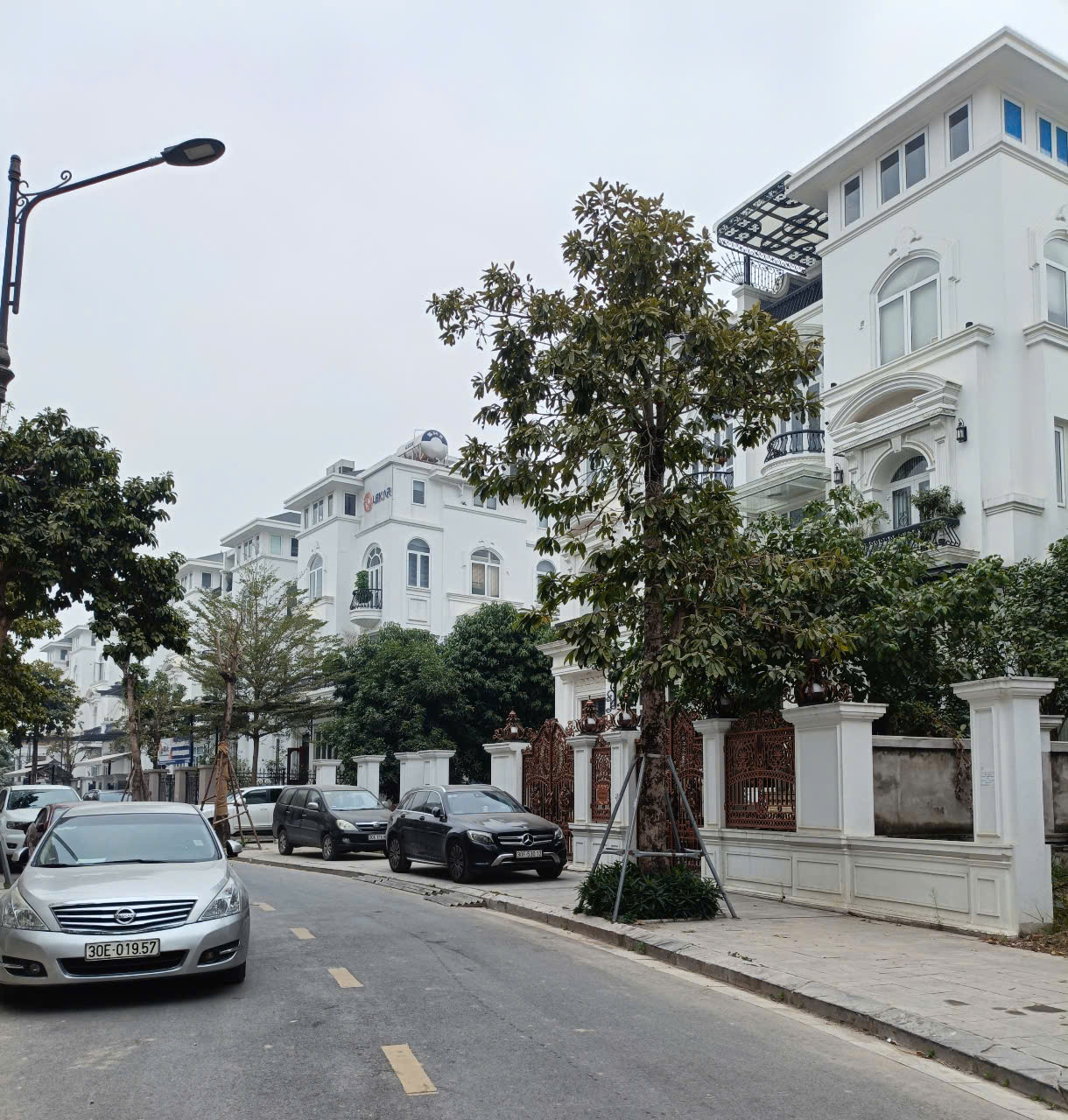 Cực Hiếm, Biệt thự Louis City 205m2- 5T có hầm, vị trí đẹp, giá 56.5 tỷ - Ảnh chính