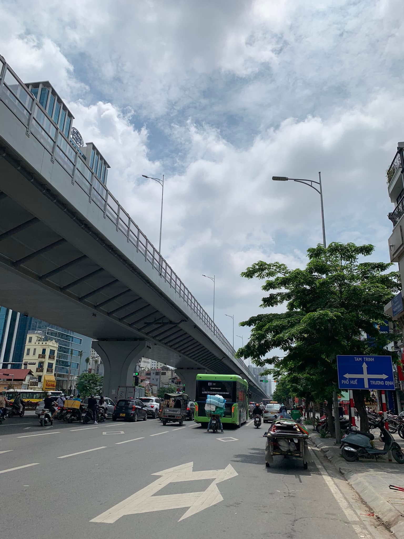 BÁN GẤP NHÀ MẶT PHỐ ĐẠI LA, VỈA HÈ KINH DOANH_DT 1100M2, MT 25M, 310TỶ - Ảnh 1