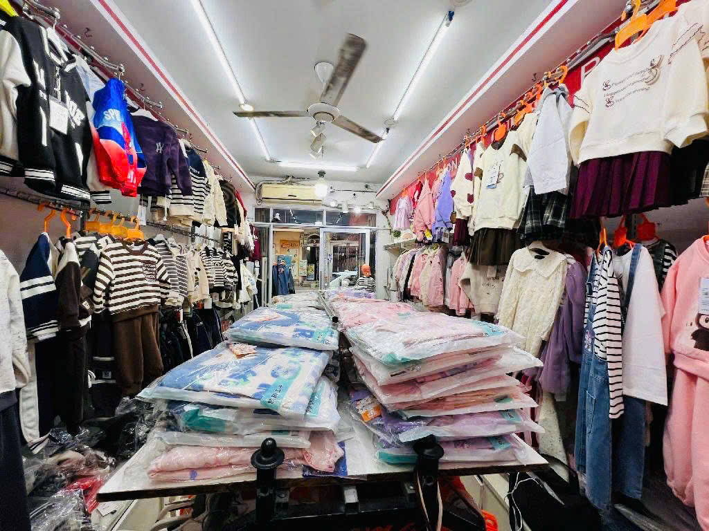 Bán Nhà Mặt Phố + 1 Mặt Ngõ Nghĩa Tân. Cầu Giấy. Ô Tô. Vỉa Hè. DT 47m2. Giá 22,7 Tỷ. - Ảnh 1