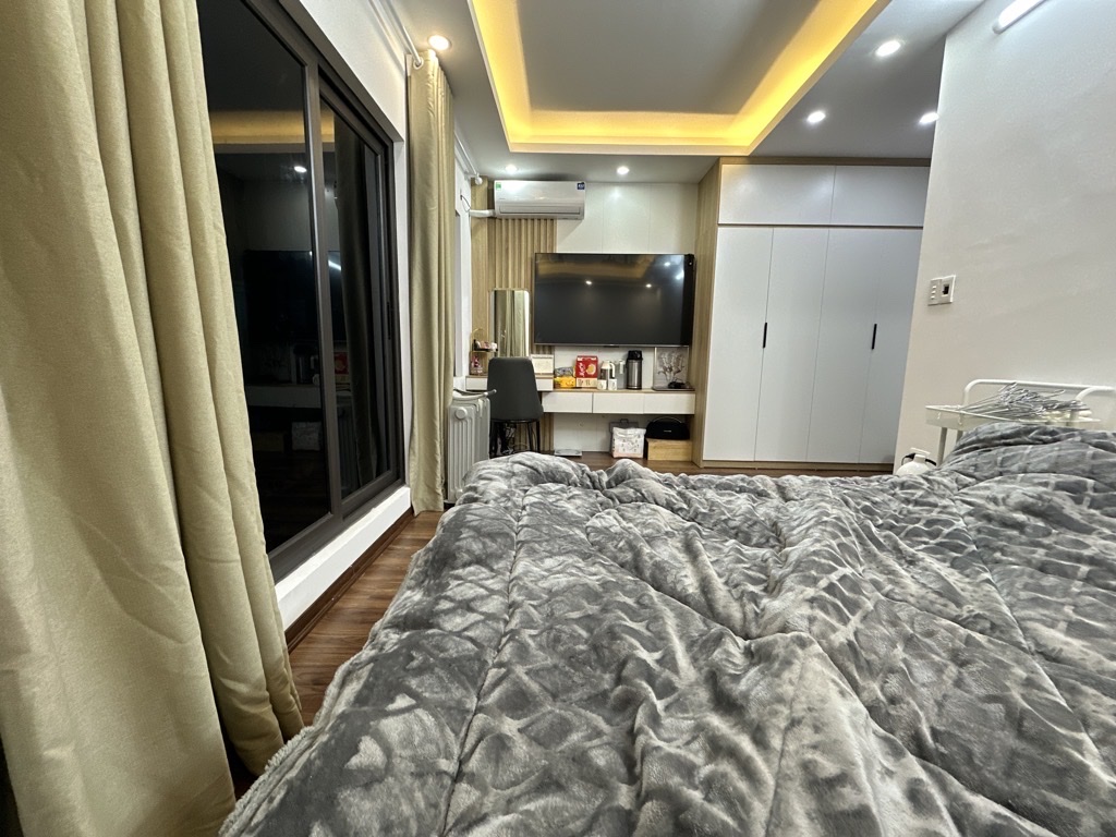 NHà Trương định 5 tầng thang máy , ngõ nông - Ảnh 5