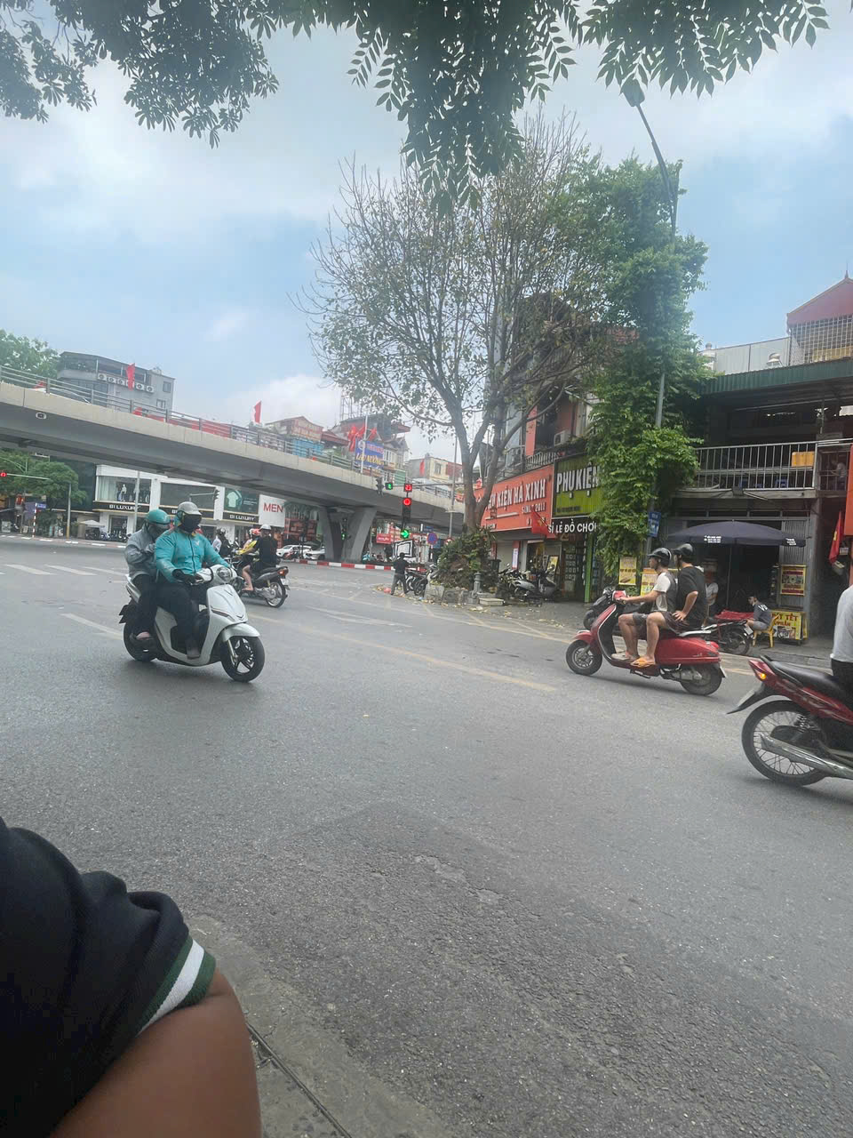 NHANH KHÔNG KỊP- CĂN GÓC GẦN 50M2 TRÊN KHU ĐẤT VÀNG HAI BÀ TRƯNG - BÁCH KINH XÂY CHỈ 4.XX TỶ - Ảnh chính