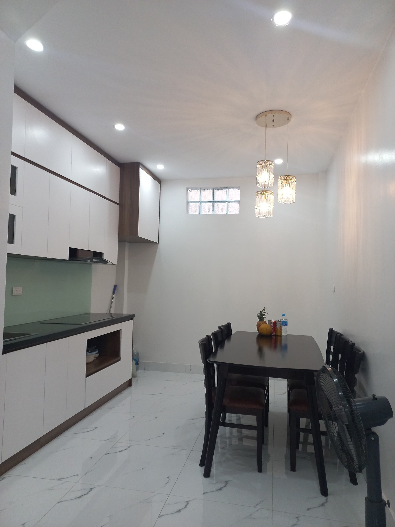 Ô TÔ ĐỖ CỬA - KINH DOANH - THOÁNG 2 MẶT TRƯỚC, SAU - NHÀ ĐẸP Ở NGAY - CÁCH PHỐ 40M - FULL NỘI THẤT - Ảnh 1