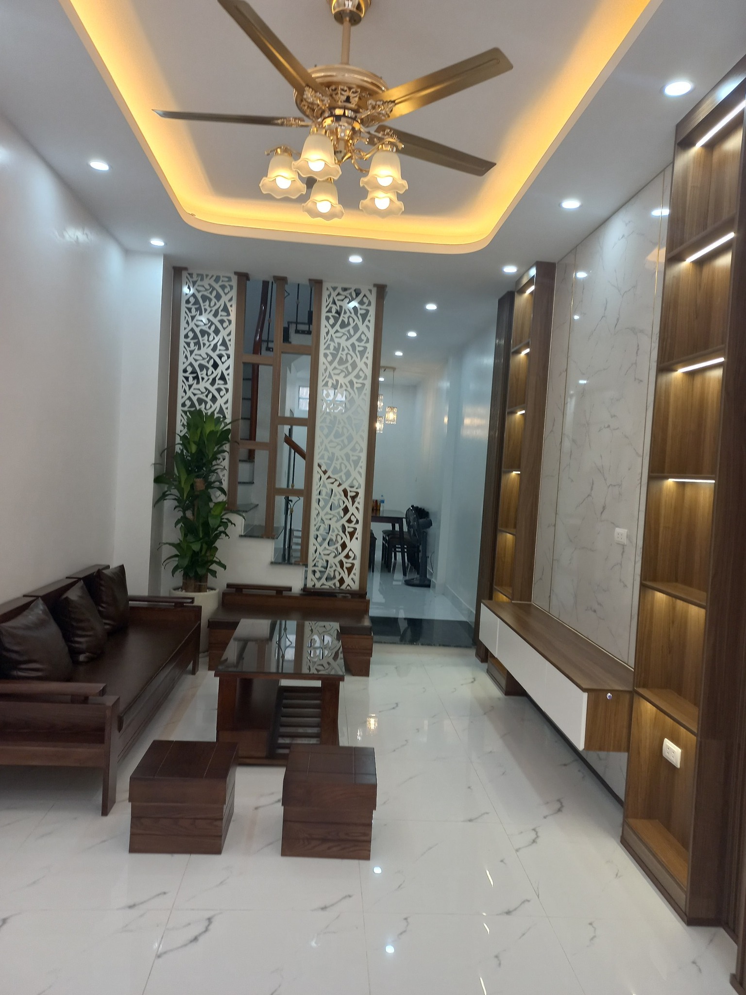 Ô TÔ ĐỖ CỬA - KINH DOANH - THOÁNG 2 MẶT TRƯỚC, SAU - NHÀ ĐẸP Ở NGAY - CÁCH PHỐ 40M - FULL NỘI THẤT - Ảnh 6