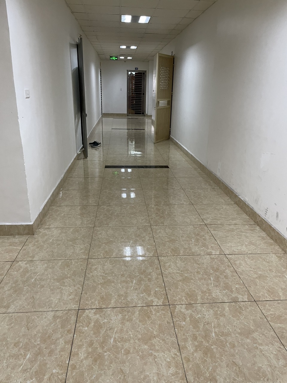Chính chủ bán căn hộ chung cư tầng 3 thương mại Vinaconex 12 diện tích 108 m² - Ảnh 4