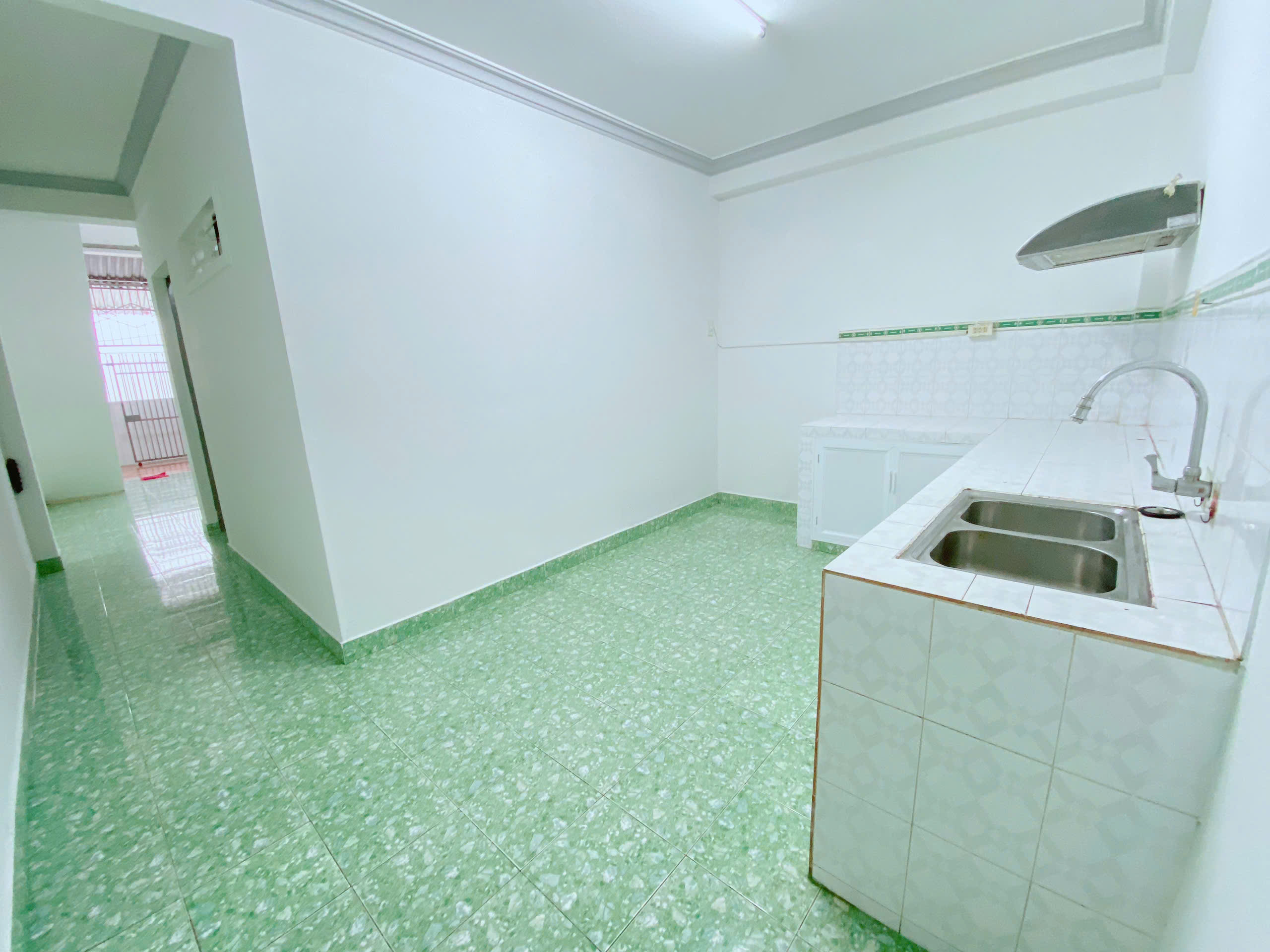 Bán nhà cấp 4 cạnh khu đô thị Vĩnh Điềm Trung, cách đường chính Bờ Đắp Dt 62m2 Giá 1tỷ950triệu Liên - Ảnh 3