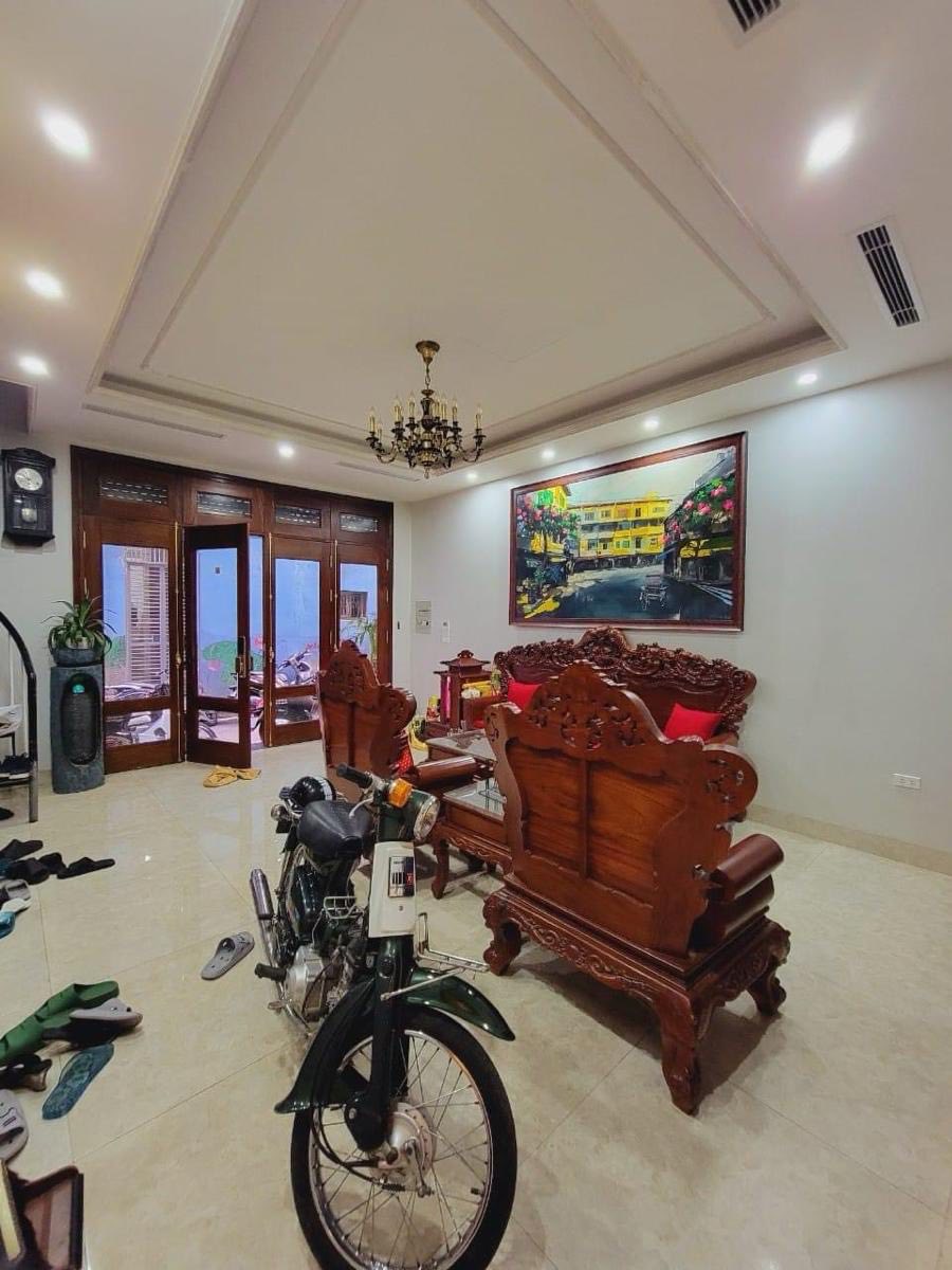 TỨ LIÊN - VỊ TRÍ ĐẸP - GARA Ô TÔ 7 TẦNG THANG MÁY, NGÕ THÔNG TỨ TUNG, TIỆN ÍCH NGẬP TRÀN - Ảnh 3