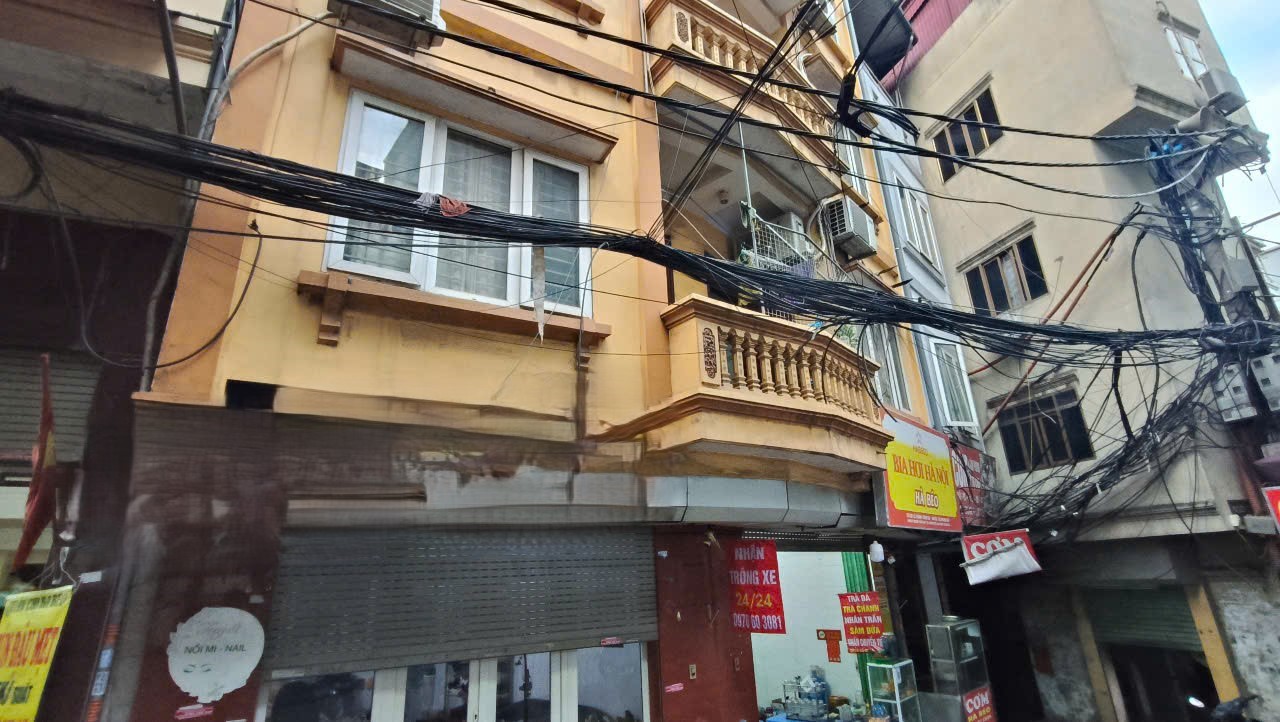 Nhà mặt phố Đê La Thành, 28,5 tỷ, 80 m2, 5PN, Đống Đa, Hà Nội , Kinh doanh đỉnh - Ảnh chính