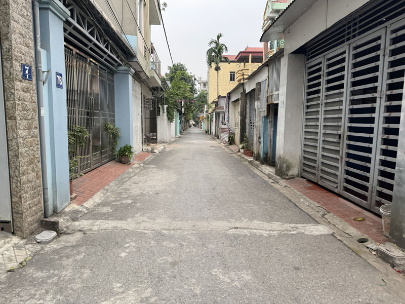 Cần bán đất 2 mặt thoáng 43,7m2 đất ngõ Kẻ Tạnh, Giang Biên. Đường ô tô thông, gần trường chợ - Ảnh chính