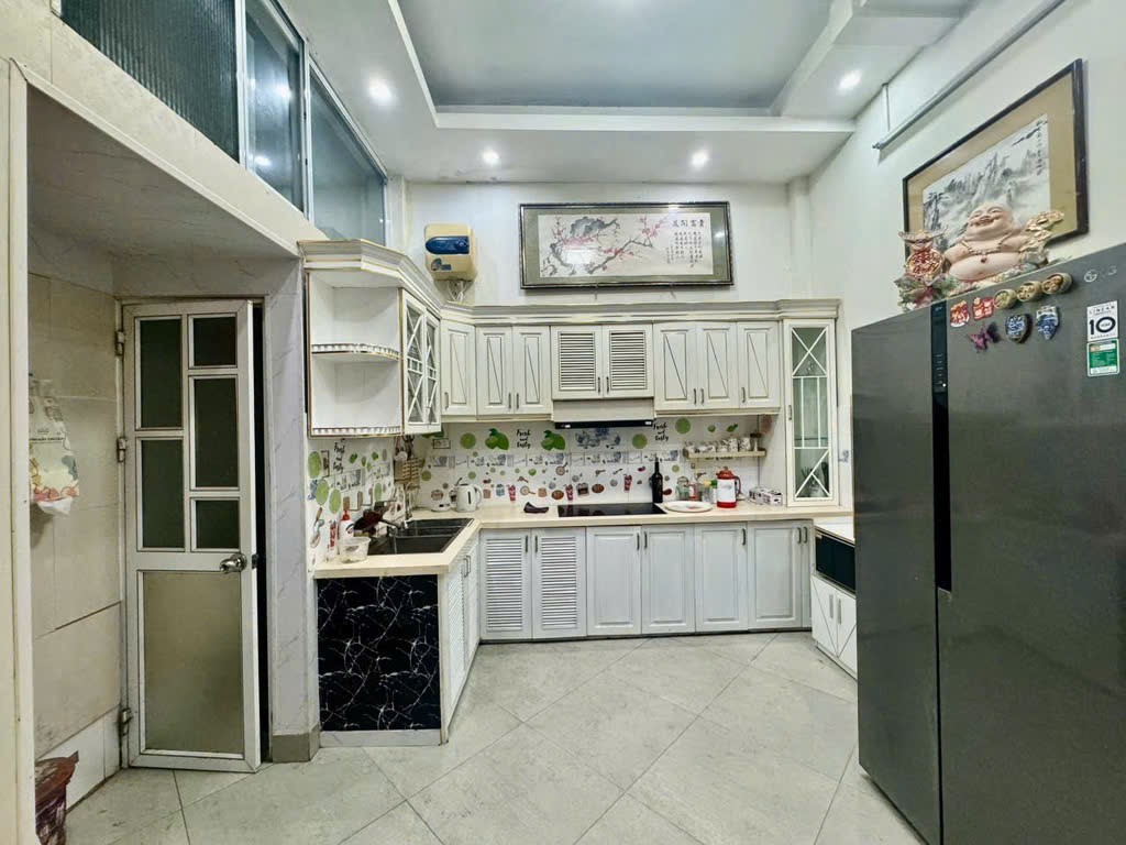 Nhà dân 4 tầng lô góc - hộ khẩu Cầu Giấy - 10m ra mặt phố, kinh doanh tốt - Ảnh 1