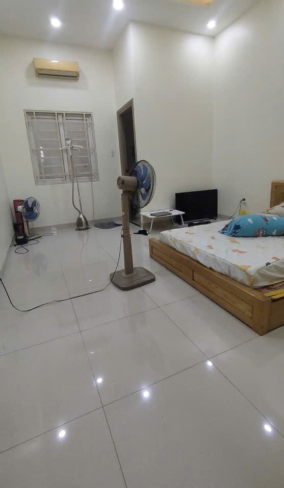 BÁN NHÀ 3 TẦNG TRẦN XUÂN SOẠN, Q7 – XE HƠI ĐỖ CỬA – GIÁ CHỈ 8.X TỶ, LH 0938827657 MS TUYỀN - Ảnh 2