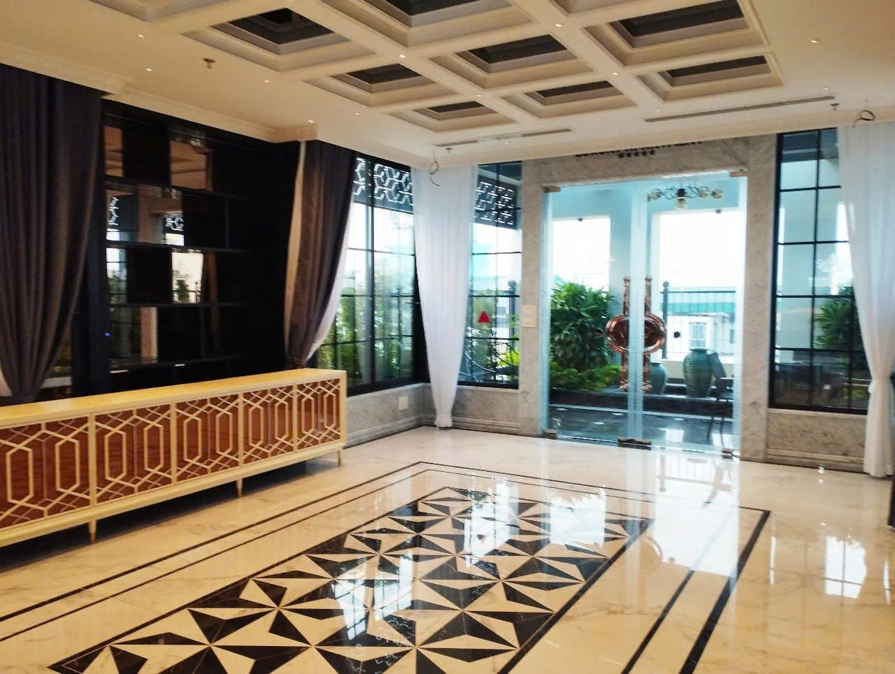 Tòa Văn Phòng VIP Nhất Mặt Phố Văn Cao, Ba Đình, 101m2 10 Tầng MT 6m, Chỉ 95 Tỷ - Ảnh 2