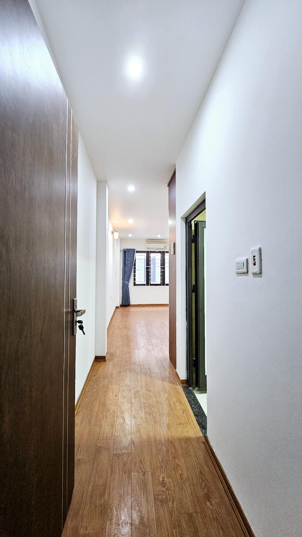 Bán nhà ở Việt Hưng Long Biên ngõ gần oto xây dựng 5 tầng diện tích 36m giá chào 6 tỷ 3 - Ảnh 2