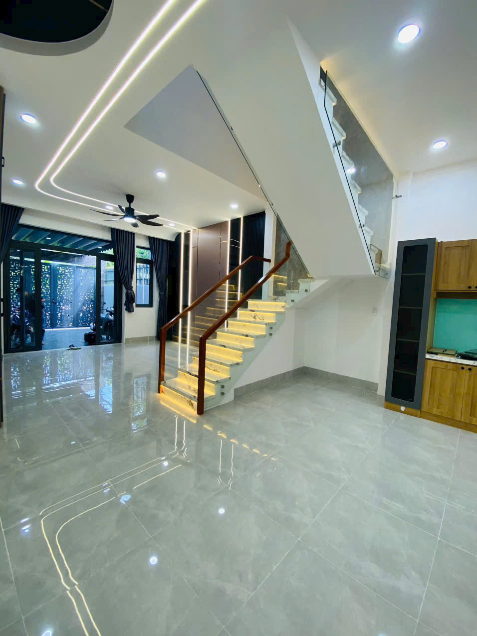 Bán nhà 1T1L mới tinh, gần trường Bùi Thị Xuân, đường oto chỉ 3tỷ650 - Ảnh 2