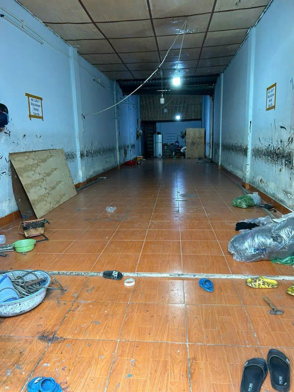 Bán nhà Mặt tiền Hiền Vương - gần Nguyễn Sơn, 8x22.5m, Cấp 4, tiện xây mới, 16.9 tỷ. - Ảnh chính