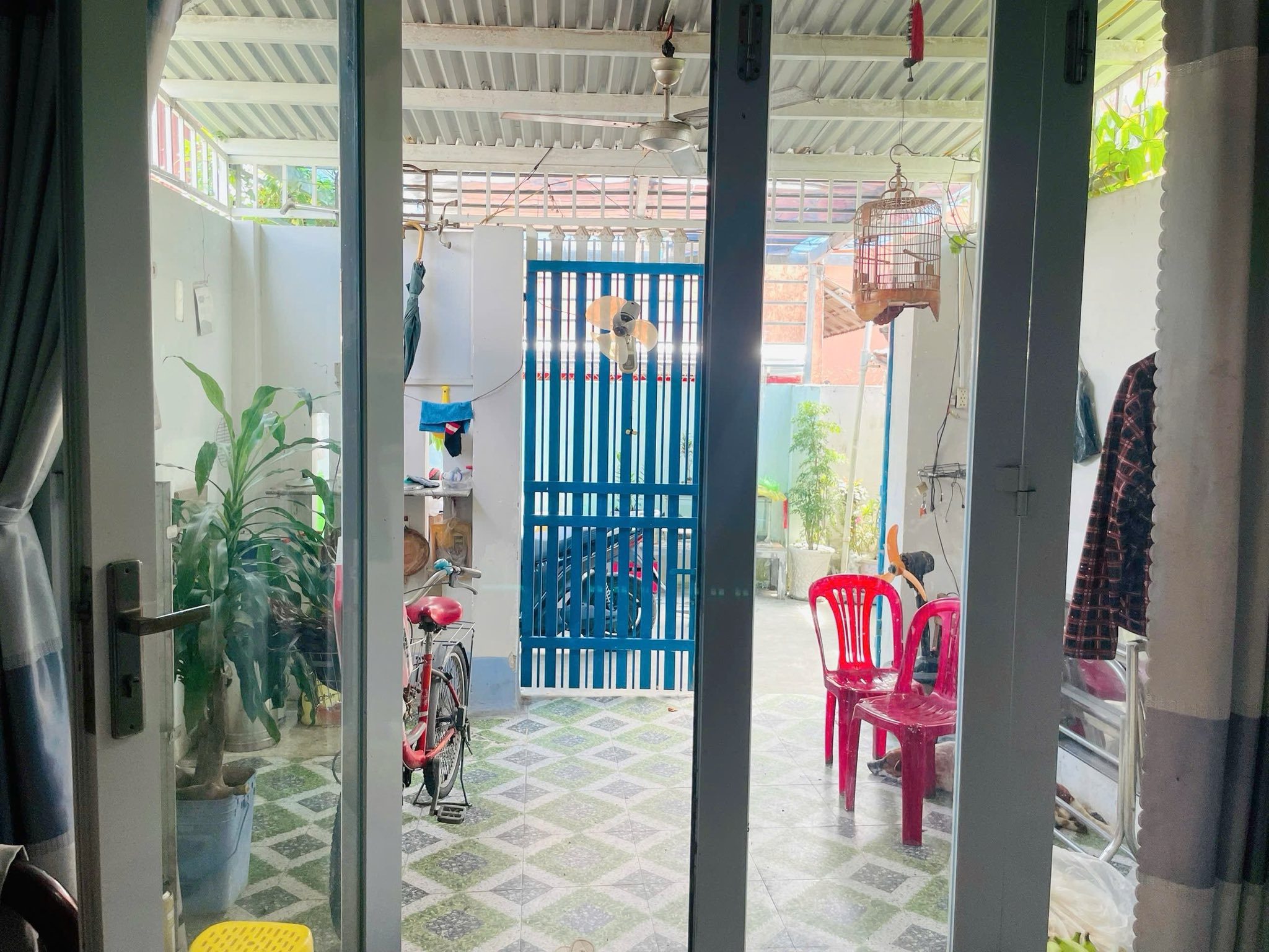 BÁN NHÀ 2 TẦNG HẺM Ô TÔ GẦN NHÀ HÀNG ĐỒNG XANH VĨNH NGỌC - Ảnh 2