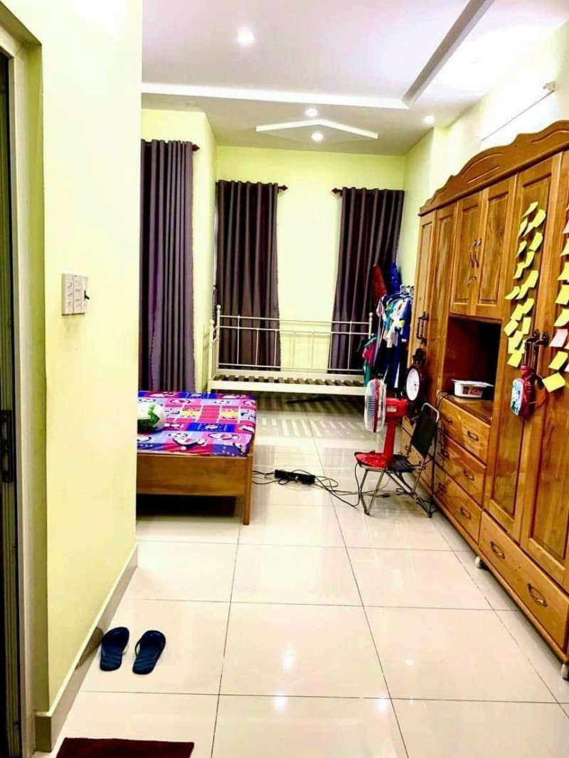 Gấp Bán Nhà 2 tâng Lê Văn Việt. 100m2, Khu Phân Lô. Ngay Ngã 3 Mỹ Thành - Lê Văn VIệt. - Ảnh 4