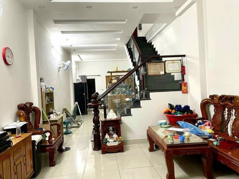 Gấp Bán Nhà 2 tâng Lê Văn Việt. 100m2, Khu Phân Lô. Ngay Ngã 3 Mỹ Thành - Lê Văn VIệt. - Ảnh 2