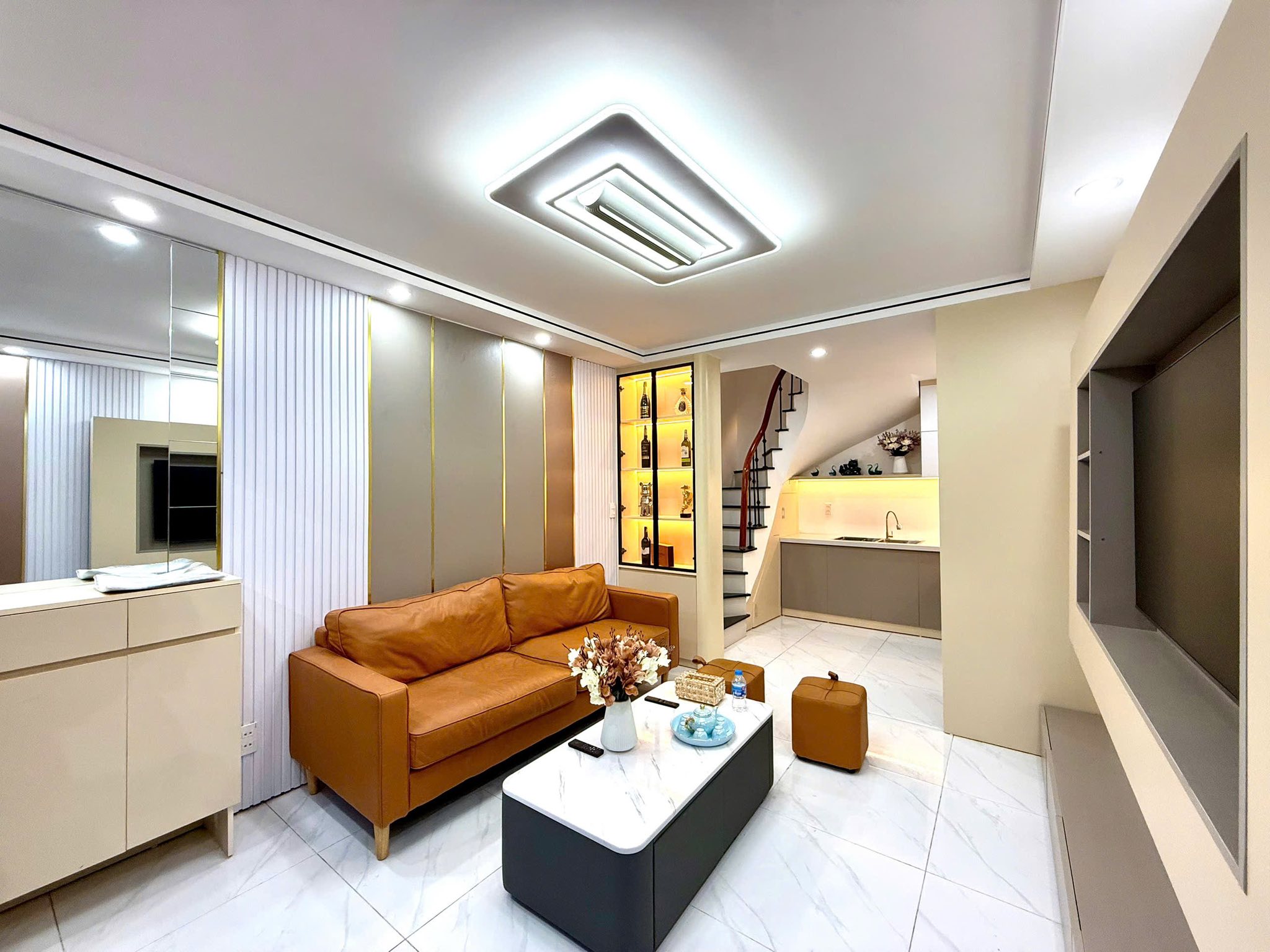BA GÁC ĐỖ CỬA, 70M Ô TÔ TRÁNH , FULL NỘI THẤT , KHƯƠNG ĐÌNH THANH XUÂN 40M2 5TẦNG , 7.8 TỶ . - Ảnh chính