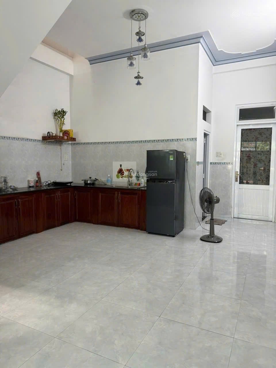 Cho thuê nhà đẹp 90m2 3 tầng khu KDT Lê Hồng Phong 2 giá rẻ 15tr/tháng - Ảnh 2
