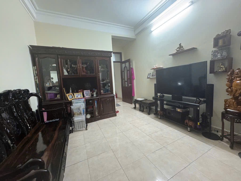 Siêu phẩm Nguyễn Chí Thanh 39m2, 4PN, mặt tiền 3,7m, ngõ thông ô bàn cờ oto tránh cực hot - Ảnh 1
