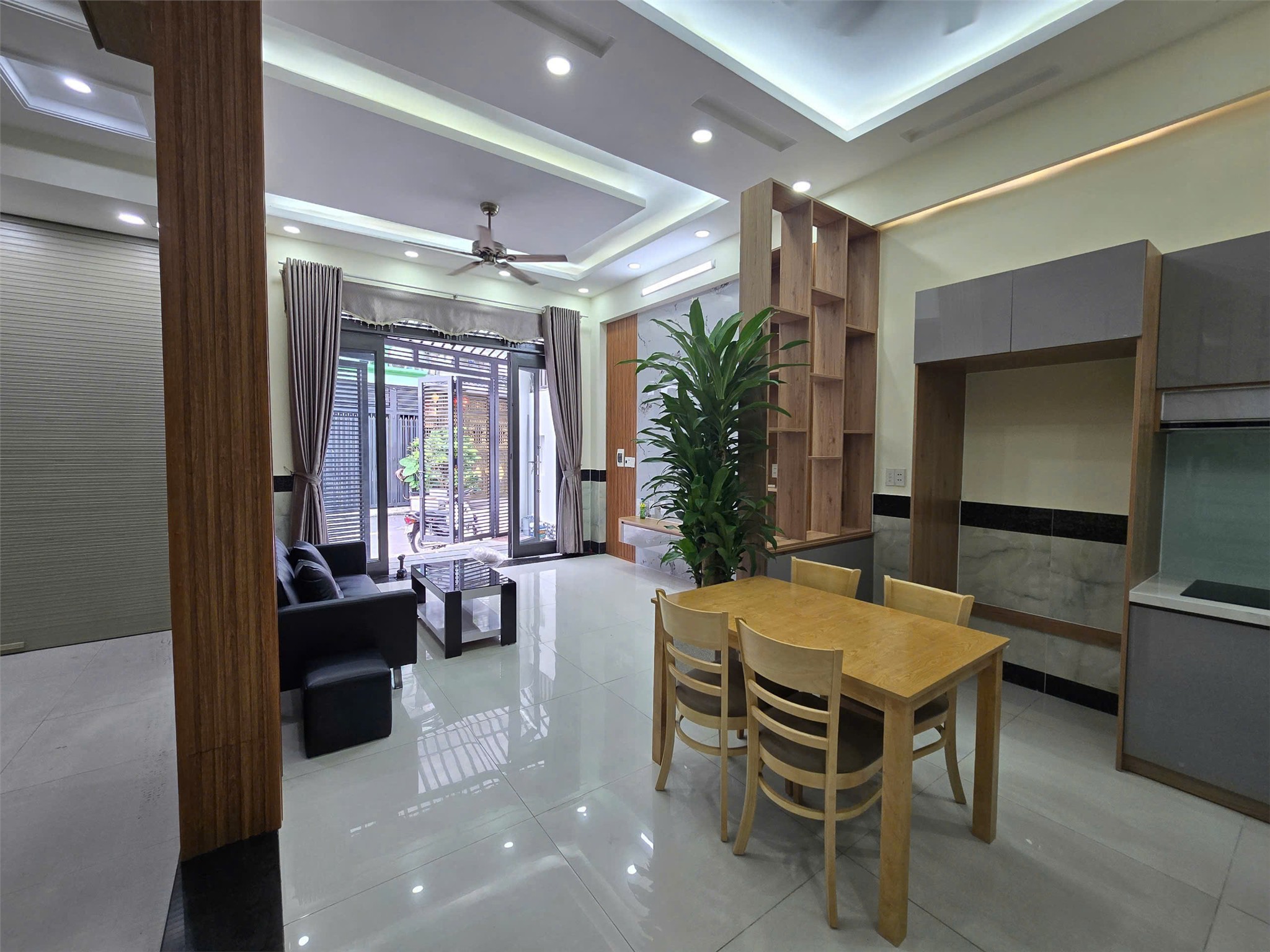 NHÀ ĐẸP - GIÁ TỐT - Bán Nhà Tại 1/ Đường Trần Thị Hè, Phường Hiệp Thành, Quận 12, HCM - Ảnh 1
