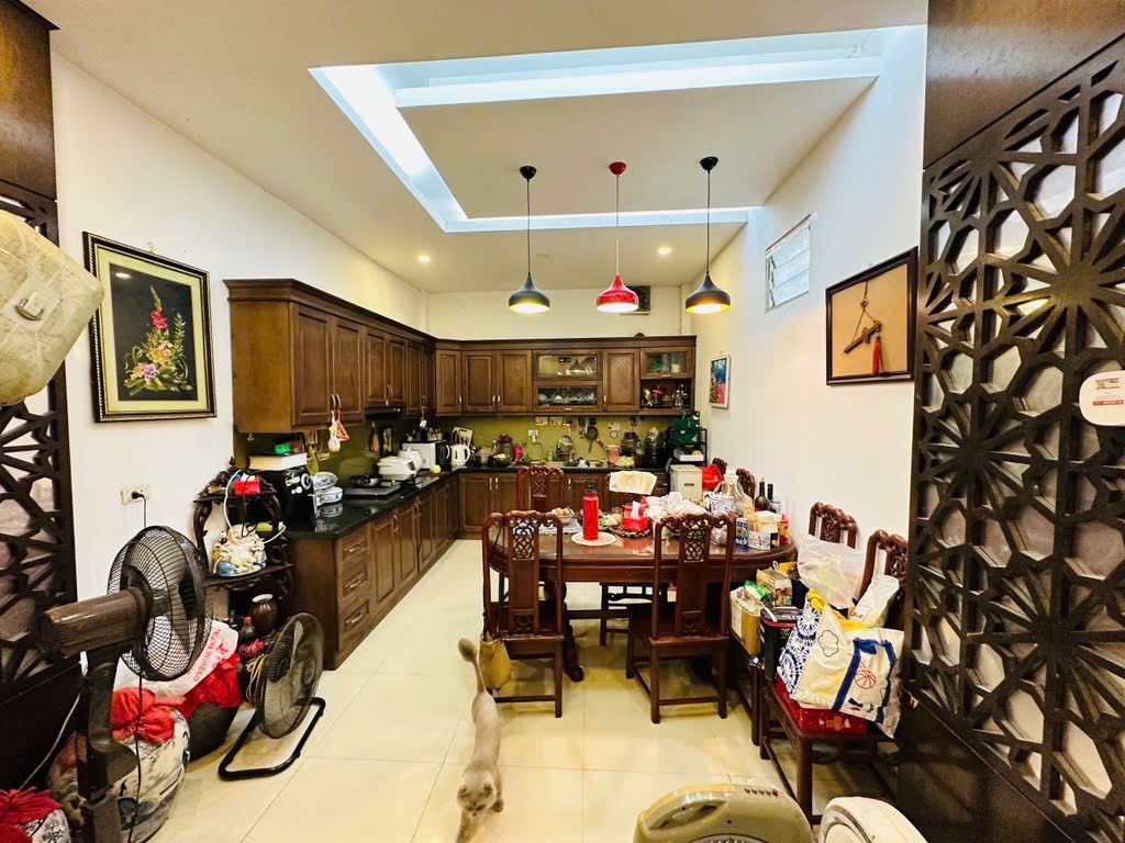 Siêu phẩm Đống Đa - diện tích rộng, phân lô oto tránh giá cực hợp lý. Liên hệ Đức Anh - 0832325111 - Ảnh 2