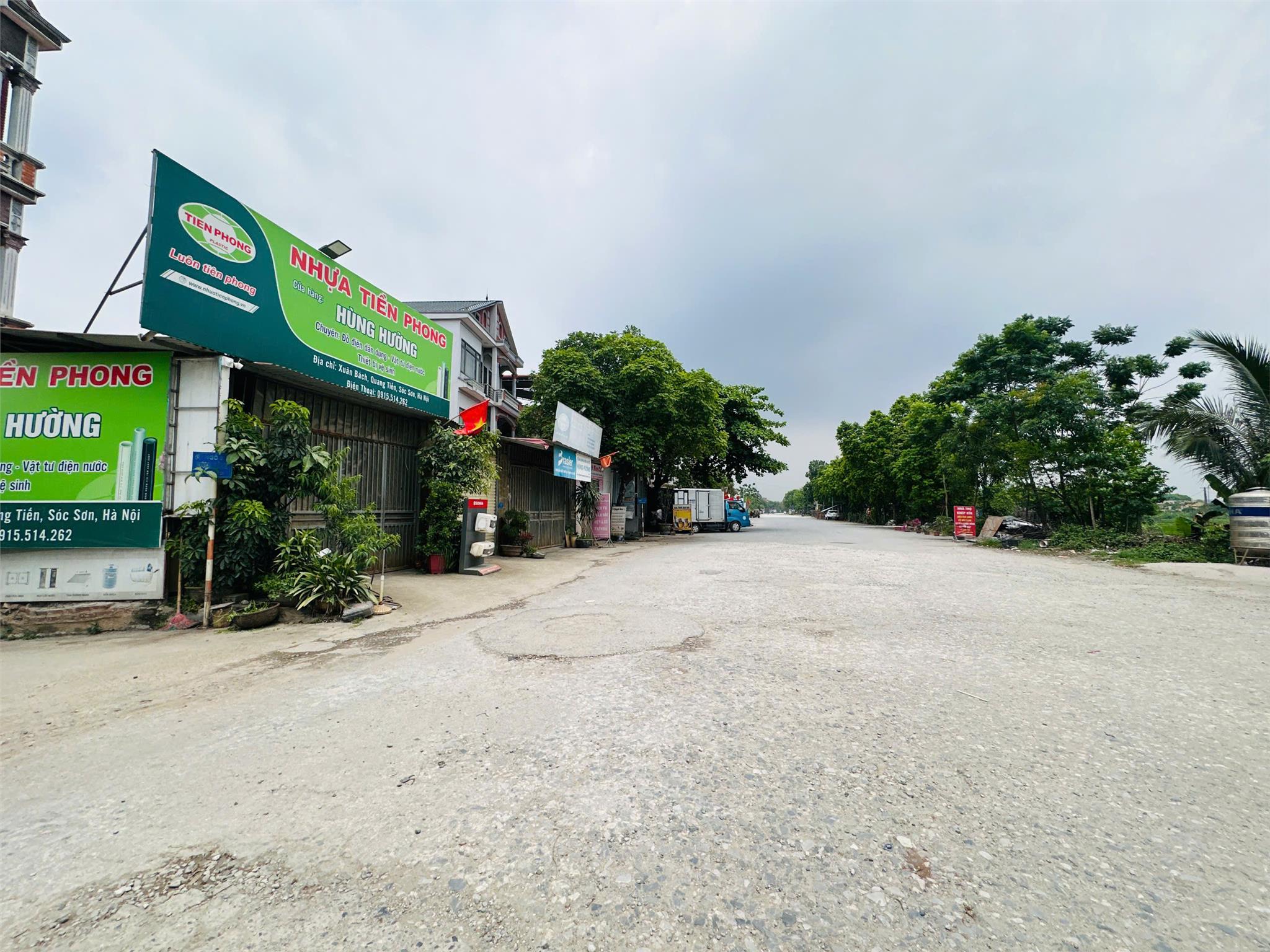 XUÂN BÁCH -QUANG TIẾN- MT SIÊU ĐẸP 5,36M ĐƯỜNG Ô TÔ THÔNG THẲNG TẮP giá hơn 2 tỷ - Ảnh 2