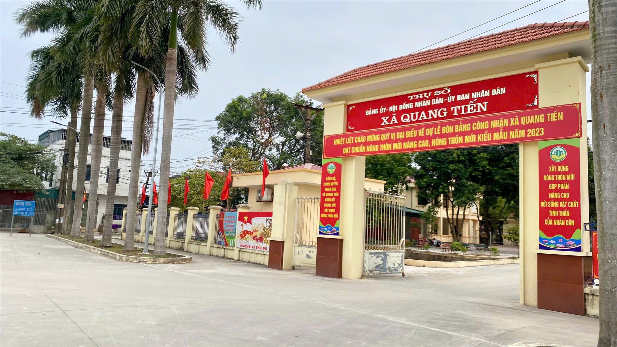 XUÂN BÁCH -QUANG TIẾN- MT SIÊU ĐẸP 5,36M ĐƯỜNG Ô TÔ THÔNG THẲNG TẮP giá hơn 2 tỷ - Ảnh 4