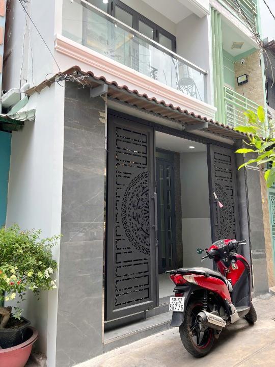 Nhà 4 tầng (4.2x12m) hẻm xe hơi tới nhà gần đường Âu Dương Lân, P3 Q8 giá 6.6 tỷ - Ảnh chính