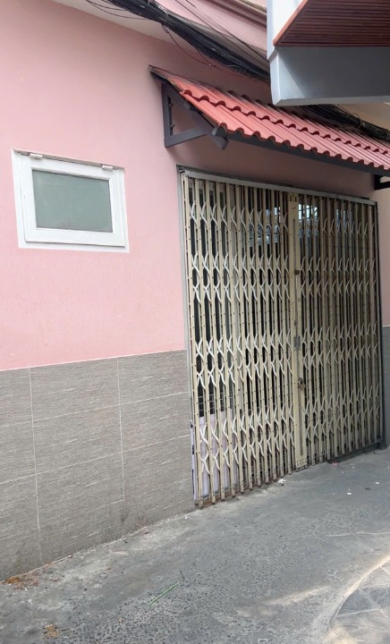 Nhà góc 3 tầng hẻm thông 432 Dương Bá Trạc P1Q8. Giá 2.18 tỷ TL - Ảnh chính