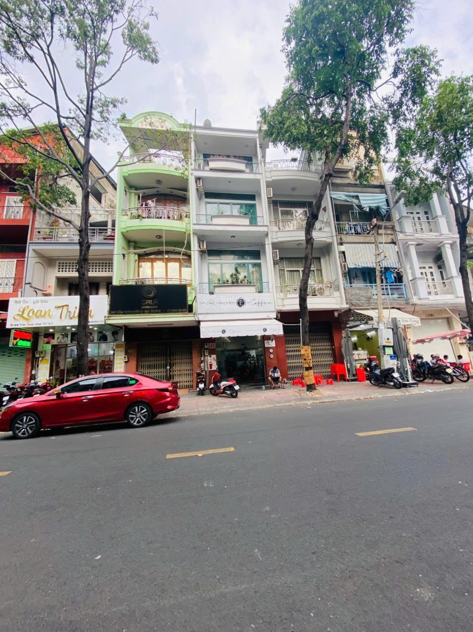 *VIP QUẬN 5- Mặt Tiền KD Ngay Trần Hưng Đạo-Trần Tuấn Khải 5Tầng (4X19m) Sổ Vuông Vức - Ảnh chính