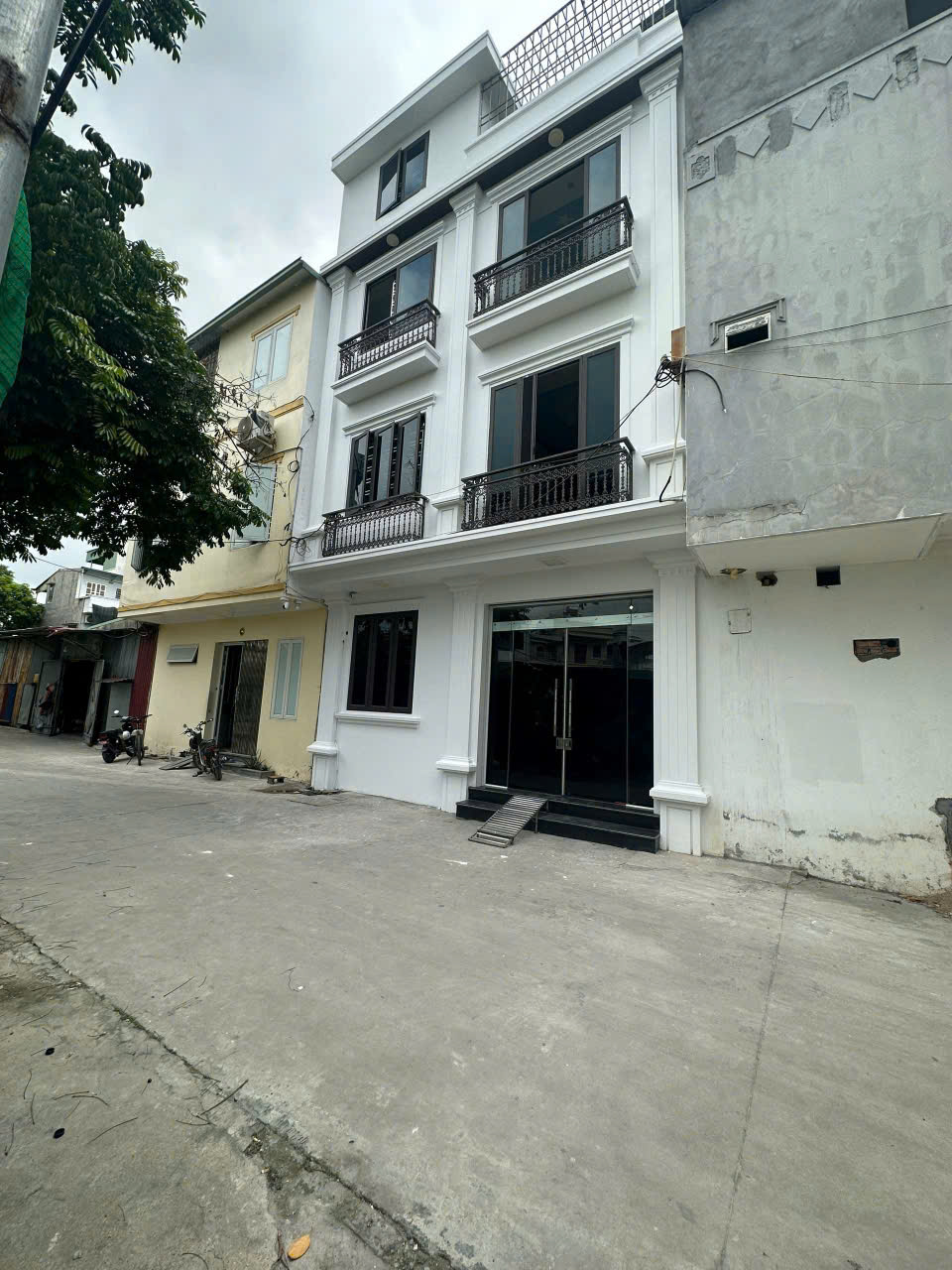 Bán nhà Thiên Lôi 4 tầng, đường 7m ô.tô đỗ vài chiếc, Giá 3.65 tỉ cực hiếm - Ảnh chính