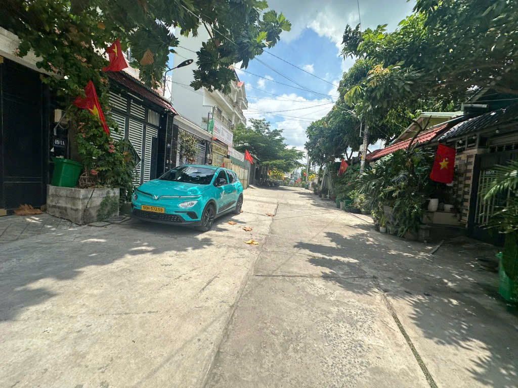 🏘️ NHÀ NGUYỄN ÁNH THỦ, QUẬN 12, DIỆN TÍCH 120m2, GIÁ CHỈ  HƠN 5 TỶ  👉Diện Tích: ngang 6m, Dài 20m. - Ảnh 1