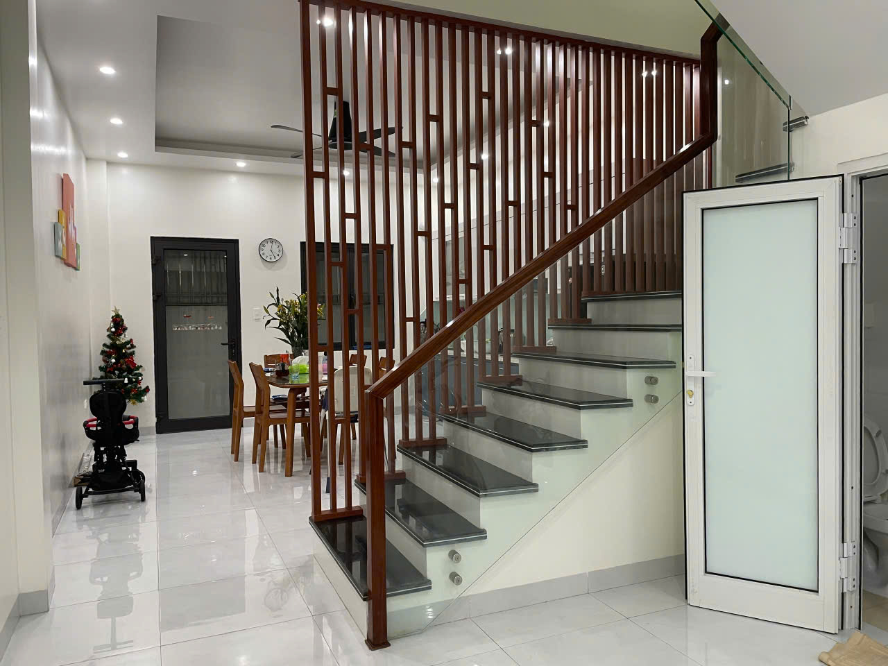 Liền kề Dự án Việt Phát - Vĩnh Niệm, 63m 4 tầng, full đồ, Giá 6.1 tỉ - Ảnh 2